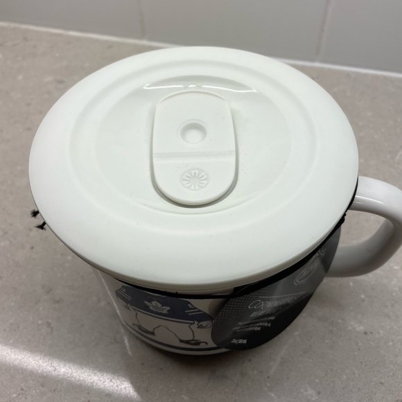 Official NHL Toronto Maple Leafs Carlton the Bear Mascot Corningware Meal Mug - Picture 8 of 13